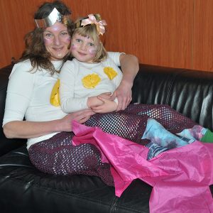 vnb-mother-and-child-fancy-dress